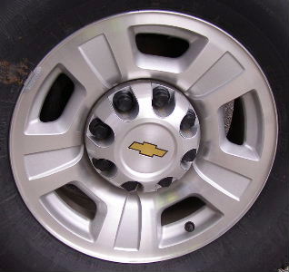 08-14 CHEVROLET SUBURBAN LS 2500 17x7.5 8x6.5 Dished Grooved 5 Spoke MACH/SILVER, OPT P25