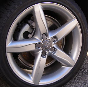 09-12 AUDI S4 18x8 Thin Swerved 5Spoke, Raised Edges SILVER, OPT C5G
