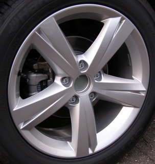 12-15 VOLKSWAGEN PASSAT TDI S/SE/LIMITED 17x7 5 Spk w Twisted Grooved Face SILVER SONOMA OPT C2M
