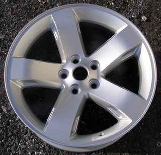 06-10 DODGE CHARGER 18x7.5 Flat 5 Spoke, Groove in Spk Sides SILVER, 2.25