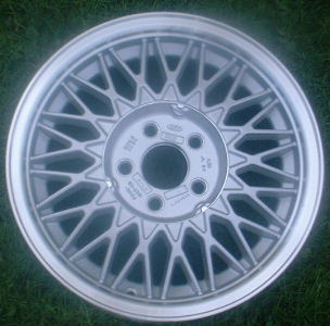 92 MERCURY COUGAR ANNIVERS 15x6.5 Lacy Mesh w Coverd Lugs SILVER