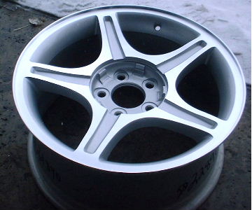 00-04 FORD MUSTANG GT 17x8 Thin Flat Grooved 5 Spoke C MACHINE/SILVER