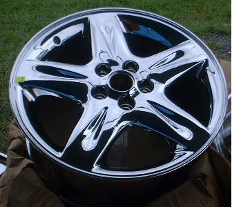 01-05 LINCOLN LS 17x7.5 Soft Indented 5 Spoke, Open Lugs A CHROME