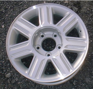02 LINCOLN NAVIGATOR 17x7.5 Double Grooved 7 Spoke MACHINE/SILVER