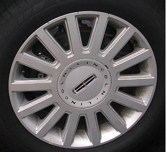03-05 LINCOLN CONTINENTAL 17x7 Thin 14 Spoke with Edge B ARGENT