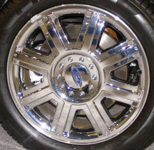 07 FORD 500 LIMITED/SEL AWD 18x7 Spined 8 Spoke, Covered Lugs A CHROME SKIN
