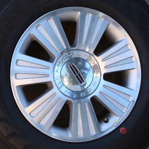 07-14 LINCOLN NAVIGATOR 18x8.5 Double Grooved Flat 7Spoke MACHINE/SILVER
