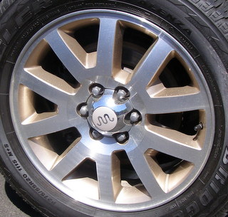 11-12 FORD EXPEDITION KING RANCH 20x8.5 Thin Flat 10 V-Spoke C MACHINE/GOLD
