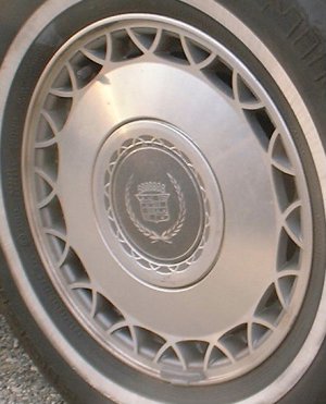 93-96 CADILLAC FLEETWOOD 15x7 with 16 Y-Spokes MACHINED
