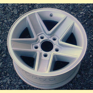 93-94 GMC S15 JIMMY 4X2 15x7 5 Spoke with Raised Edges SILVER