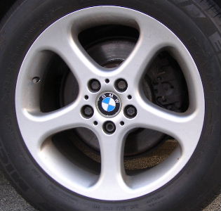 00-03 BMW 525I/528I/530I/540I 18x8 Thin 5 Spoke, Flared Ends FRONT