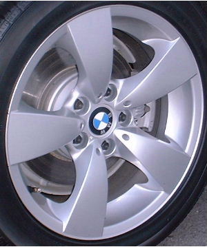 04-07 BMW 525I/530I/545I/550I 17x7.5 Fingerlike 5 Spoke w Dot Holes A SILVER - ST 138
