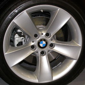 03-05 BMW Z4 3.0 17x8 Flared Dished 5 Spoke 6758190 SILVER FRONT - ST 105