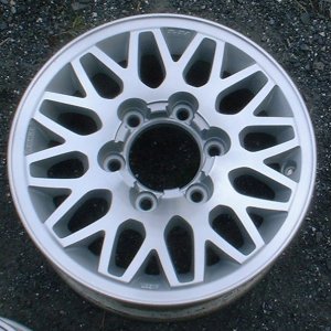 97-98 NISSAN PATHFINDER LE 15x6.5 12 Pointed Lacy Spoke MACHINE/SILVER