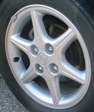 00-01 NISSAN ALTIMA 16x6 Thin Soft Grooved 6 Spoke SILVER