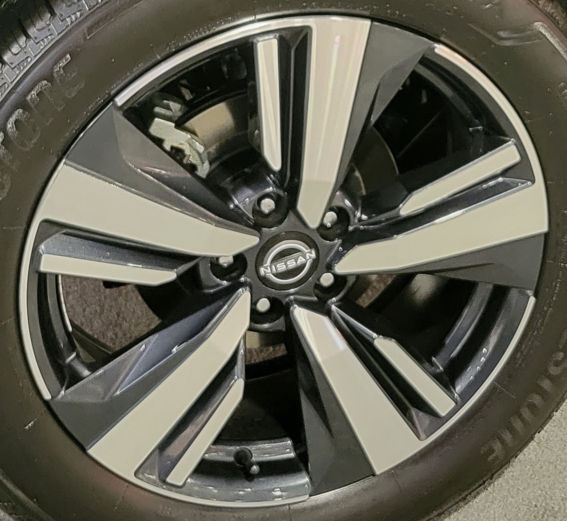 21-24 NISSAN ROGUE PLATINUM/SPORT SL 19x7.5 Offset Pointed Grooved 5 Spoke MACHINE/CHARCOAL