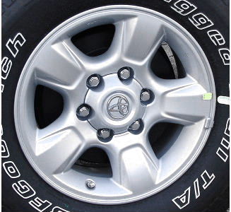 05-07 TOYOTA SEQUOIA 16x7 Dished 5 Spoke w Raised Ends SILVER