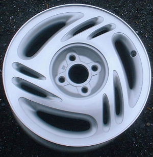 97-98 SATURN S SERIES/SC2 15x6 Slanted Double Slotted 3 Spk MACHINE/SILVER