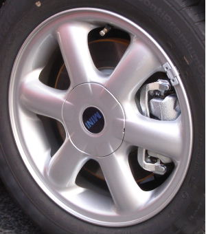 08-14 COOPER CLUBMAN 15x5.5 Soft 6 Spoke, Covered Lugs A SILVER - ST 101