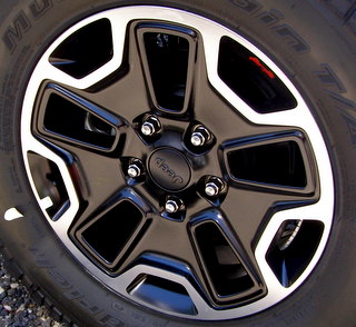 13-17 JEEP WRANGLER RUBICON/UNLIMITED SPORT 17x7.5 Slotted Outlined 5 Star A MACH/BLACK OPT WFP